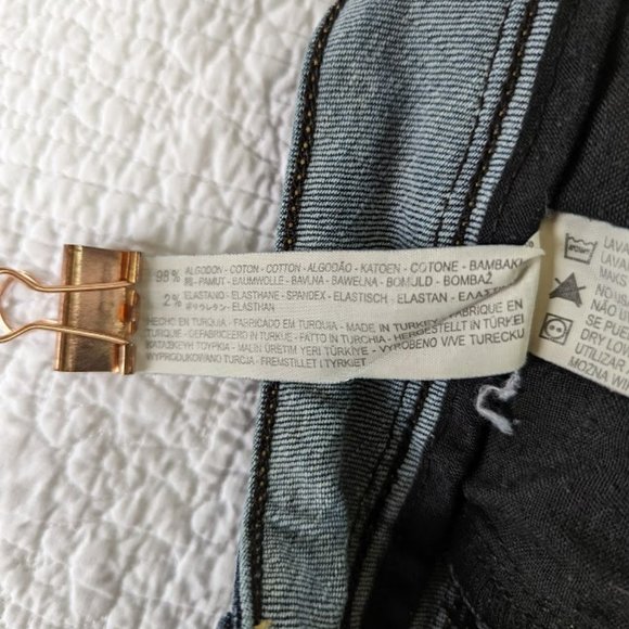 Zara Dark Wash Denim Skirt - Size 8 - Picture 5 of 7